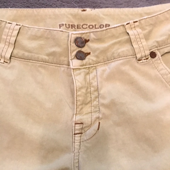 Pure Color Cropped Jeans - Picture 3 of 4